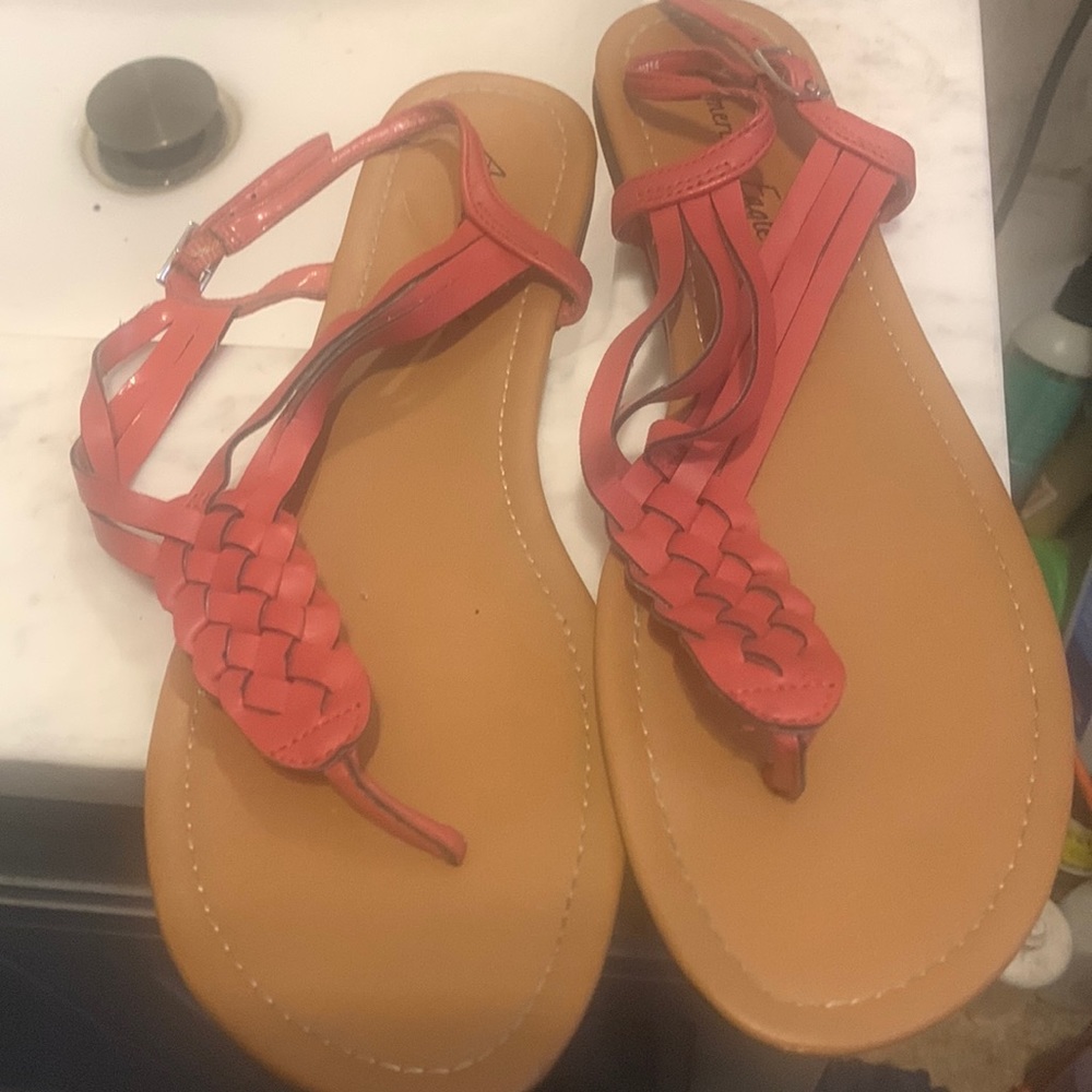 American eagle sandals